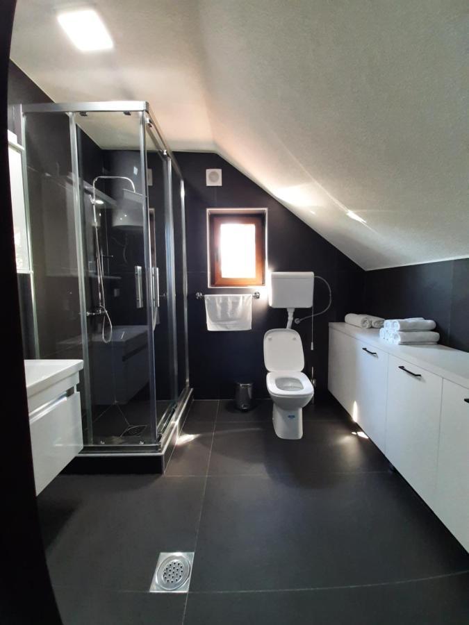 Fern Farm Eco Studio Apartment โมจโคแวก ภายนอก รูปภาพ